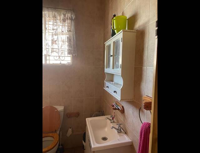 1 BEDROOM APARTMENT FOR SALE IN PRIMROSE